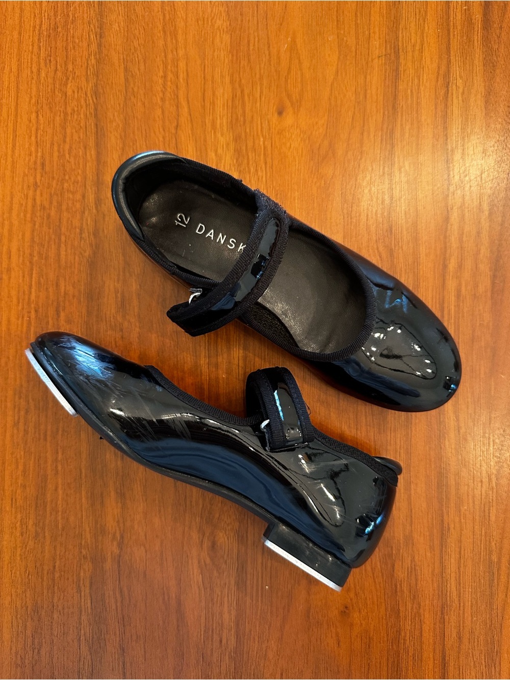 Danskin Girls Black Patent Leather Dance Tap Shoes size 12